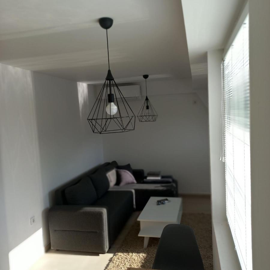 Studio Close To Town Centar Скопие Екстериор снимка